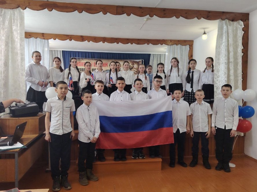 конкурс патриотической песни "Во славу Родины поем"